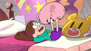 S1e14 Mabel holding Waddles