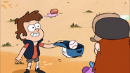 S1E9 Dipper getting the ball in the hat