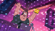 S1e7 soos with crown contest start