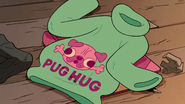 S2e7 pug hug