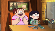 S2e16 candy and grenda