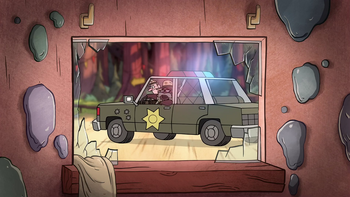 S1e3 police car-0