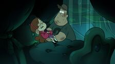 S2e19 Soos holding mabel