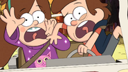 S1e1 dipper and mabel screaming