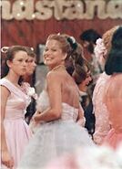 Patty Simcox.jpg (8 KB)