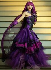 Mall’s royal outfit