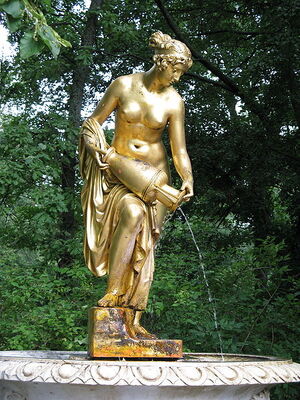Danaida fountain of Peterhof-3.jpg