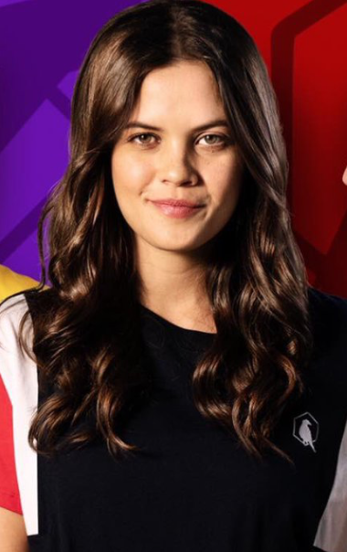 Hayley Woods Appearance Greenhouse Academy Wiki Fandom