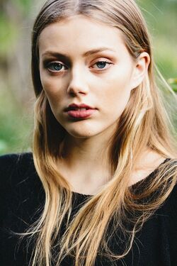 Grace Van Dien Gallery Greenhouse Academy Wiki Fandom Grace Van Dien Gallery Greenhouse Academy Wiki Fandom
