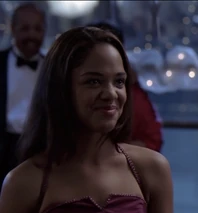 Camille Travis (Nièce de Richard et Adele) (Fille de Arlène)