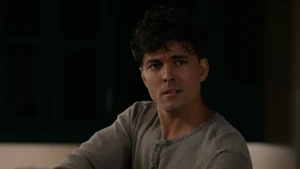 Lucas Adams