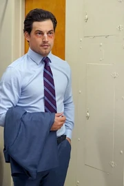 13x02-48.jpg (26 kB)