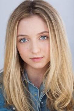 Fan Casting Hana Hayes as Lucy in The Selection Series on myCast