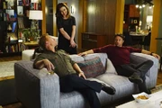 Amelia intenta arreglar la amistad de Owen y Nathan.