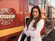 Stefania Spampinato como Carina DeLuca