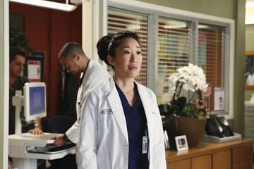 Grey's Anatomy: 8 Hidden Details You Missed About The Scrub Costumes