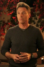 Tim Daly as Pete Wilder