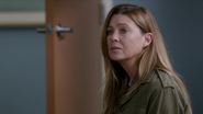 16x04MeredithGrey