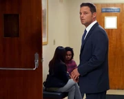 13x02-37.jpg (58 kB)