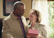 100218-ent-greys-hmed.grid-6x2.jpg (21 KB)