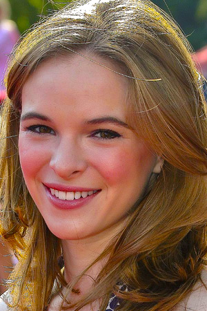 Danielle Panabaker Grimm Wiki Fandom