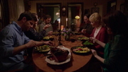 2x13-Dîner familial