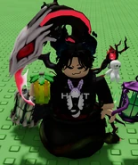 A player holding a Gold Inferno Quince seed.