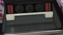 ChinoCustom-GTAO-Trunk-RoundSpeakersShelf
