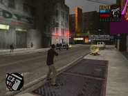 Toni zabija policjantów…