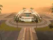 Строение в LSX. Реальным его прототипом является Theme Building в LAX