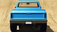 YosemiteRancher-GTAO-Rear.png (2,34 МБ) Вид сзади