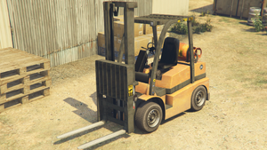 Forklift-GTAV-front