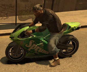 Член байкерского клуба «Райдеры Аптауна» за рулём Bati Custom в Северной Голландии