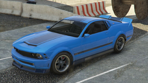 Модифицированный Dominator возле Los Santos Customs в Ла-Месе