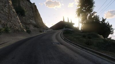 WhispymoundDr-GTAV-Mansion.jpg