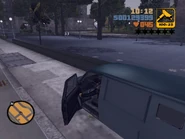 Wielki i żylasty (2).jpg (211 KB) Claude wsiada do vana.