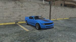 Модифицированный Dominator на стоянке Los Santos Customs