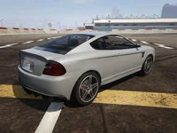 Visão lateral e traseira do veículo