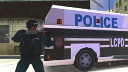 Promotional screenshot of Grand Theft Auto: Liberty City Stories featuring the Micro SMG'