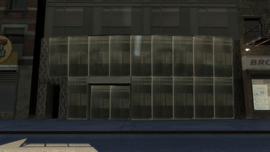 The entrance to the building in GTA IV.