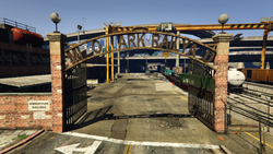 MirrorParkRailyard-Entrance-GTAV