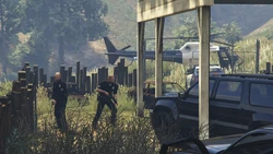 ChopperTail-GTAOe-SS9.png (3.18 MB) Spotted by the police.