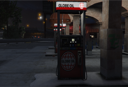 A Globe Oil filling pump in GTA V.