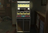 YellowJackInn-GTAV-Jukebox.png (878 KB) Jukebox opposite to bar counter.
