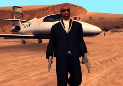 Promotional screenshot of Grand Theft Auto: San Andreas featuring the Micro SMG'