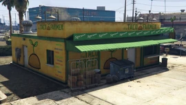 The Taco Farmer on Strawberry Avenue and Carson Avenue, Strawberry, Los Santos.