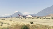 LastDose5-GTAOe-Touchdown.png (1.47 MB) Cutscene landing.