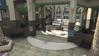 StuntJumps-GTAV-Jump36-RockfordHillsMunicipal-Jump