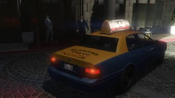 TheTechEntrepeneur-GTAOe-Collection.png (1.76 MB) Collecting from the Von Crastenburg Hotel in Morningwood.