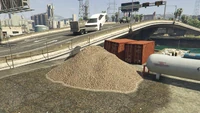 StuntJumps-GTAV-Jump5-ElysianIslandChummStreet-Jump